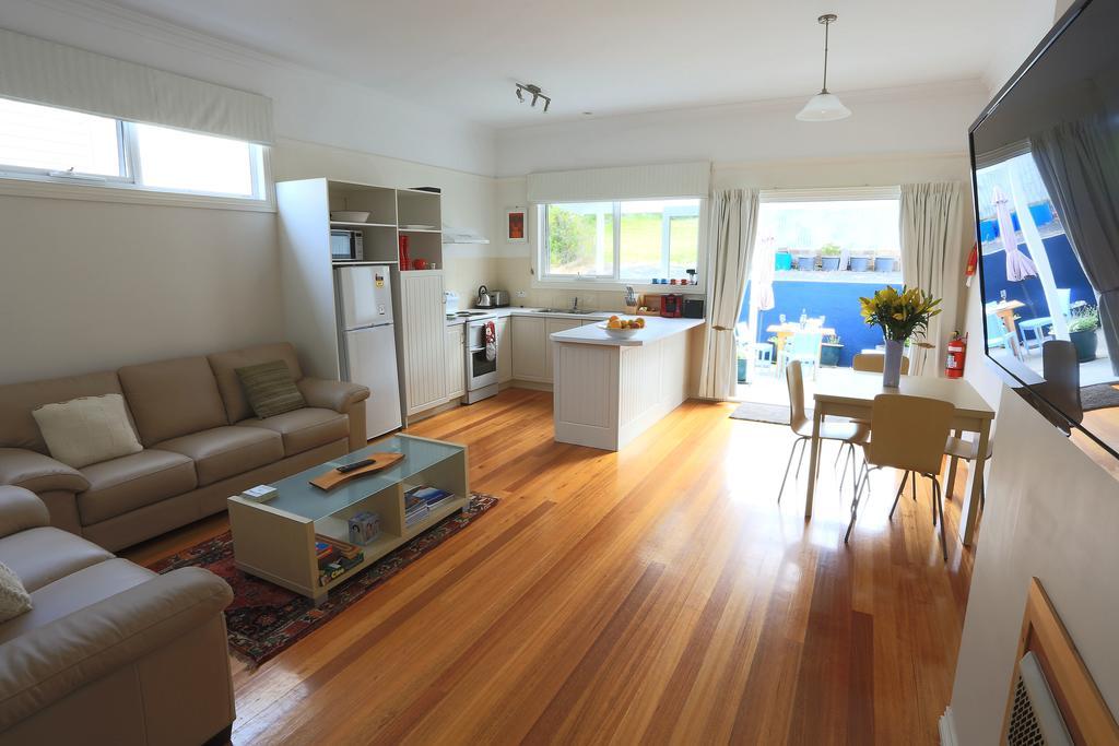 @ The Beach & Not Quite @ The Beach Holiday Cottages - Stanley Chambre photo
